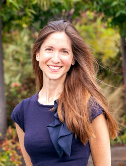 Amelie de Mahy, Acupuncturist